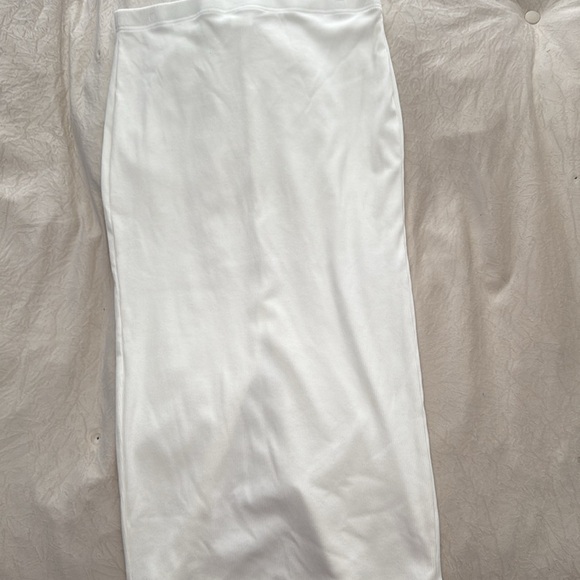 Cream Skirt Set - Picture 2 of 6